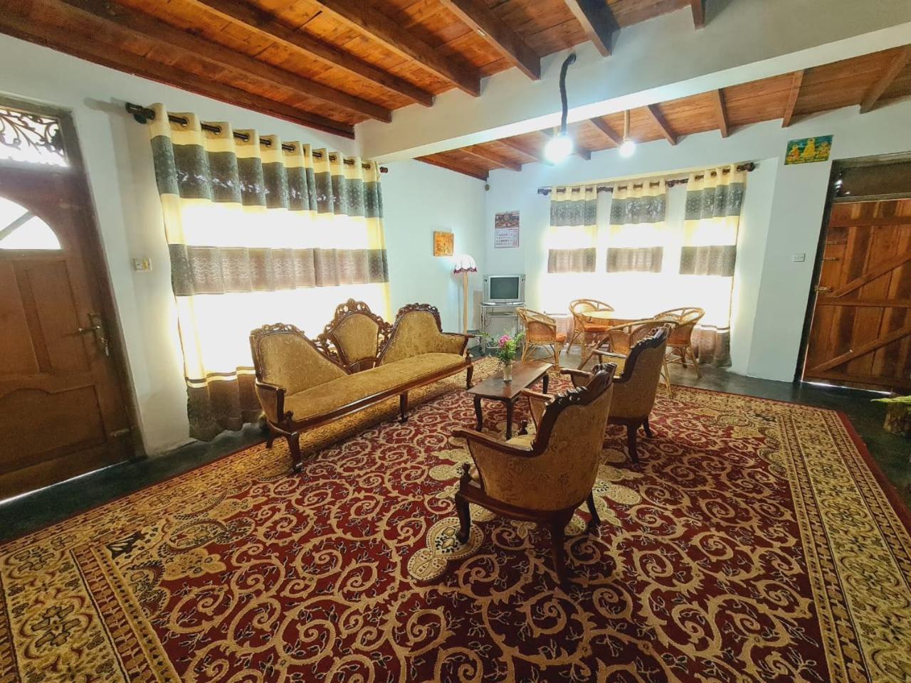 Sasru Holiday Home Nuwara Eliya Exteriér fotografie